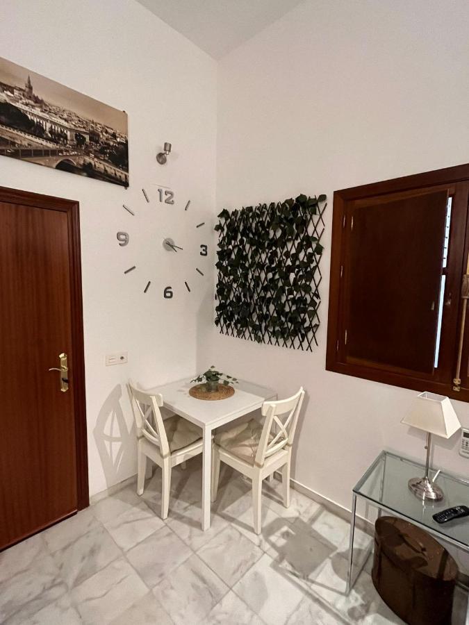 Elegant Duplex Isidoro Apartment เซบีญา ภายนอก รูปภาพ